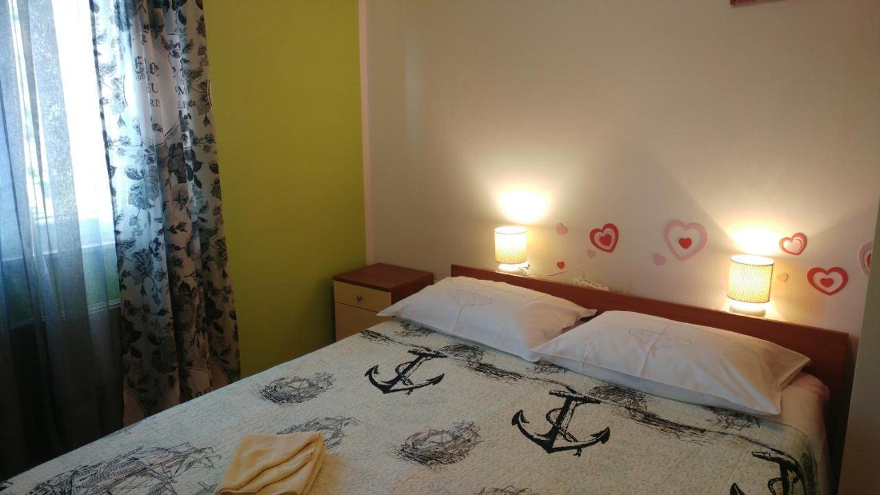 Apartment Tina Trogir Exterior photo