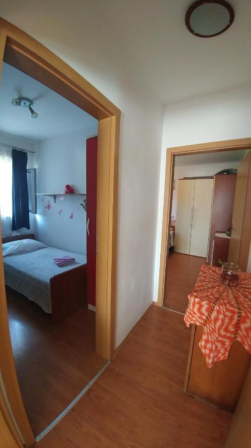 Apartment Tina Trogir Exterior photo